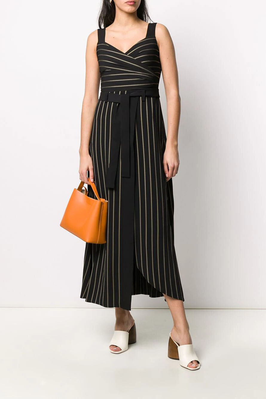 3H2A862NXLZ Vestido de la marca Emporio Armani Negro