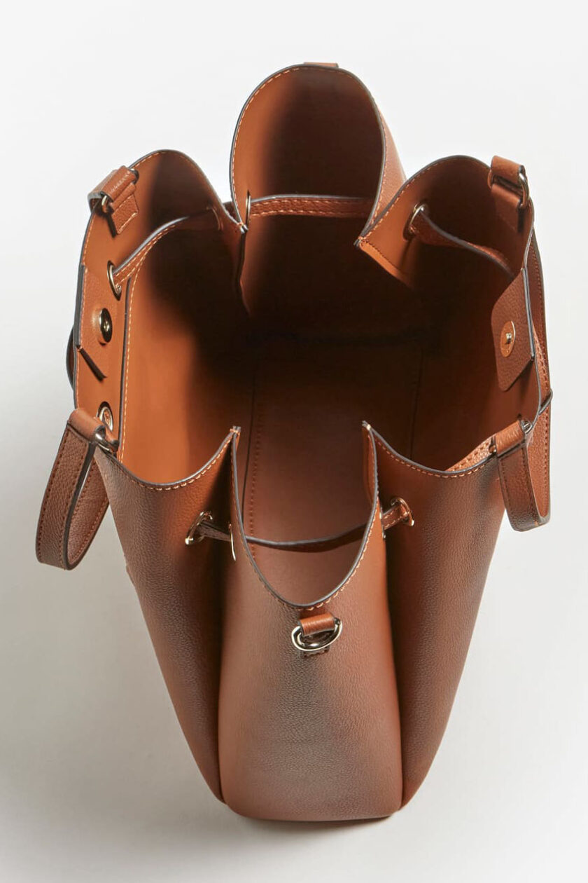 Bolso para mujer de Guess Acc - HWAG6853310 - Imagen 4