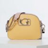 Bolso de la marca Guess Acc Amarillo