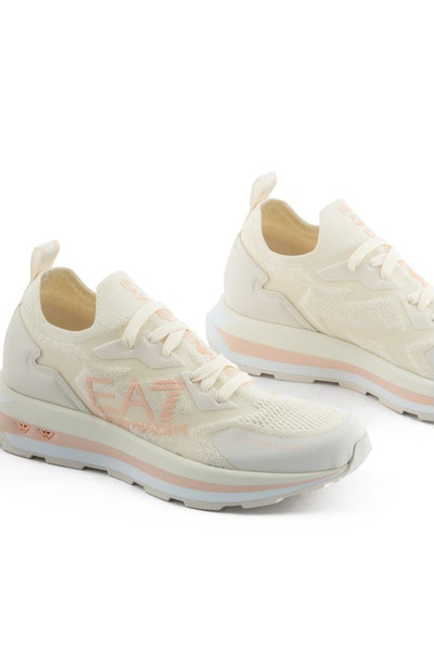 Zapatillas de la marca EA7 Beige