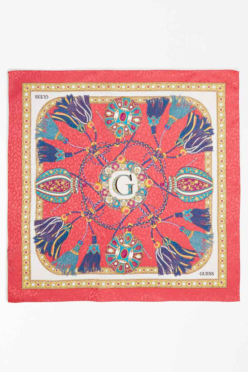 pañuelo guess
