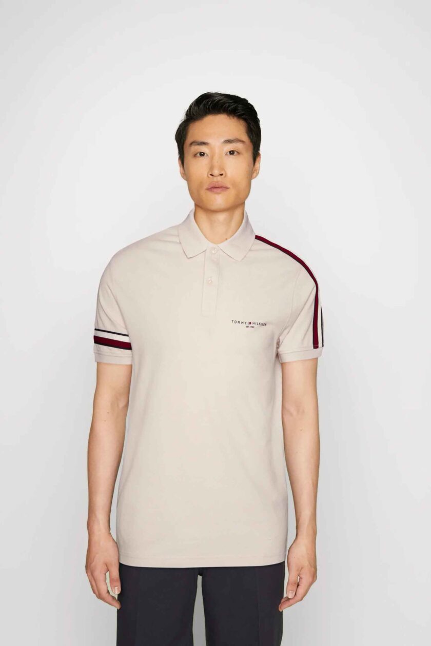 Polo de la marca Tommy Hilfiger Beige