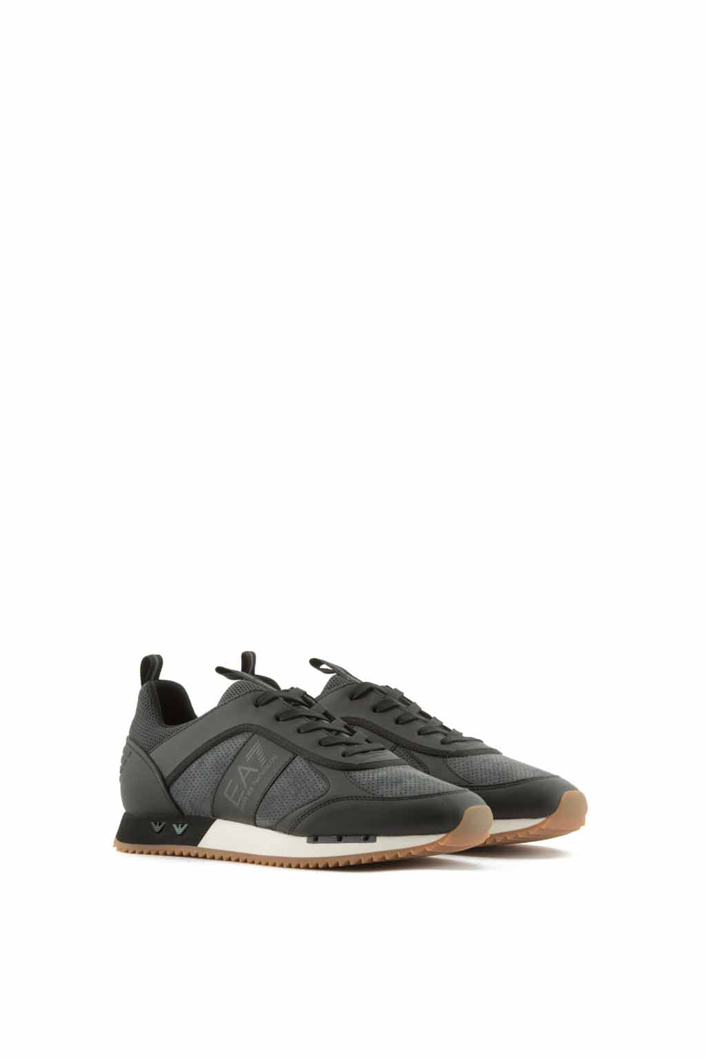 Zapatillas de la marca EA7 Calzado Negro