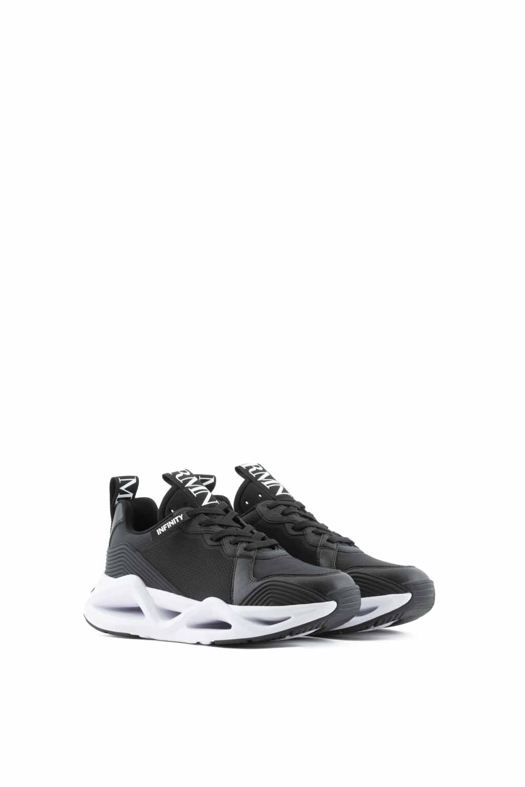 Zapatillas de la marca EA7 Calzado Negro