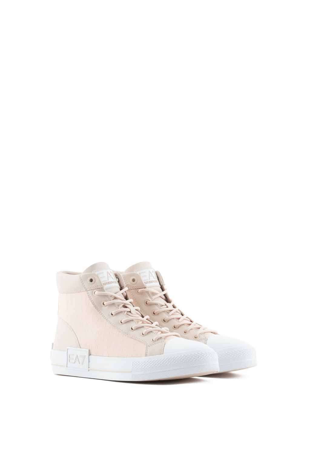 Zapatillas de la marca EA7 Calzado Beige