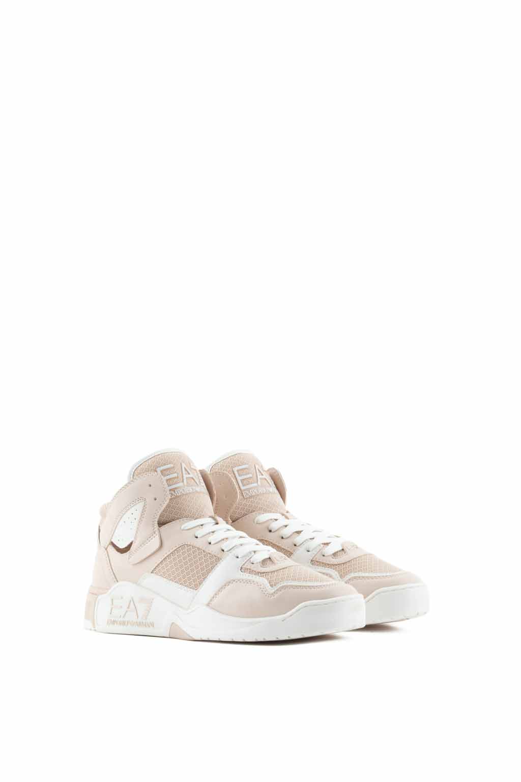 Zapatillas de la marca EA7 Calzado Beige