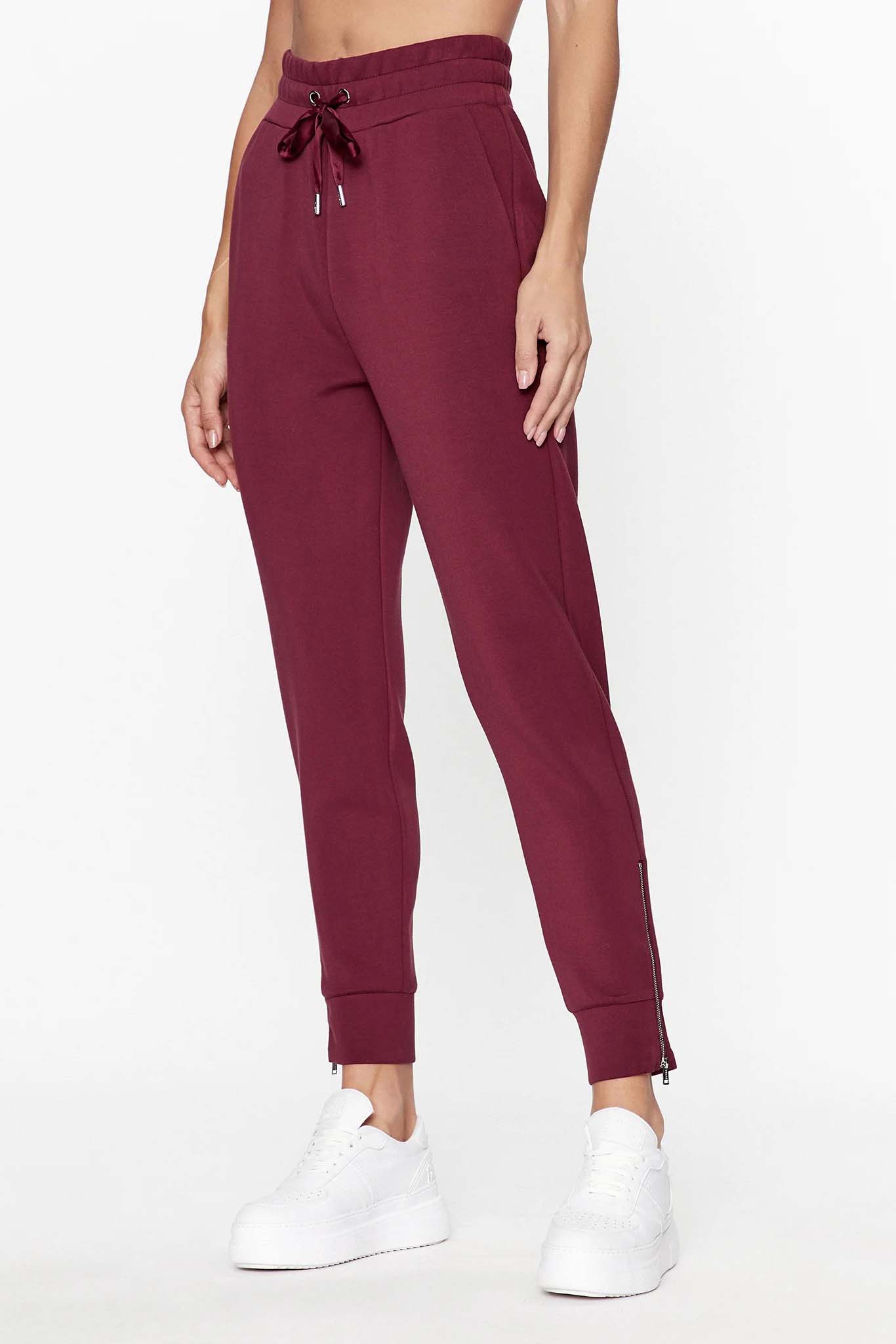 Pantalón de la marca Guess Jeans Violeta
