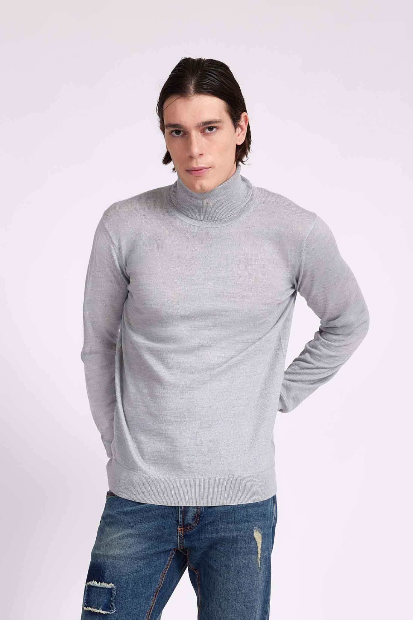 Suéter de la marca Sorbino Gris