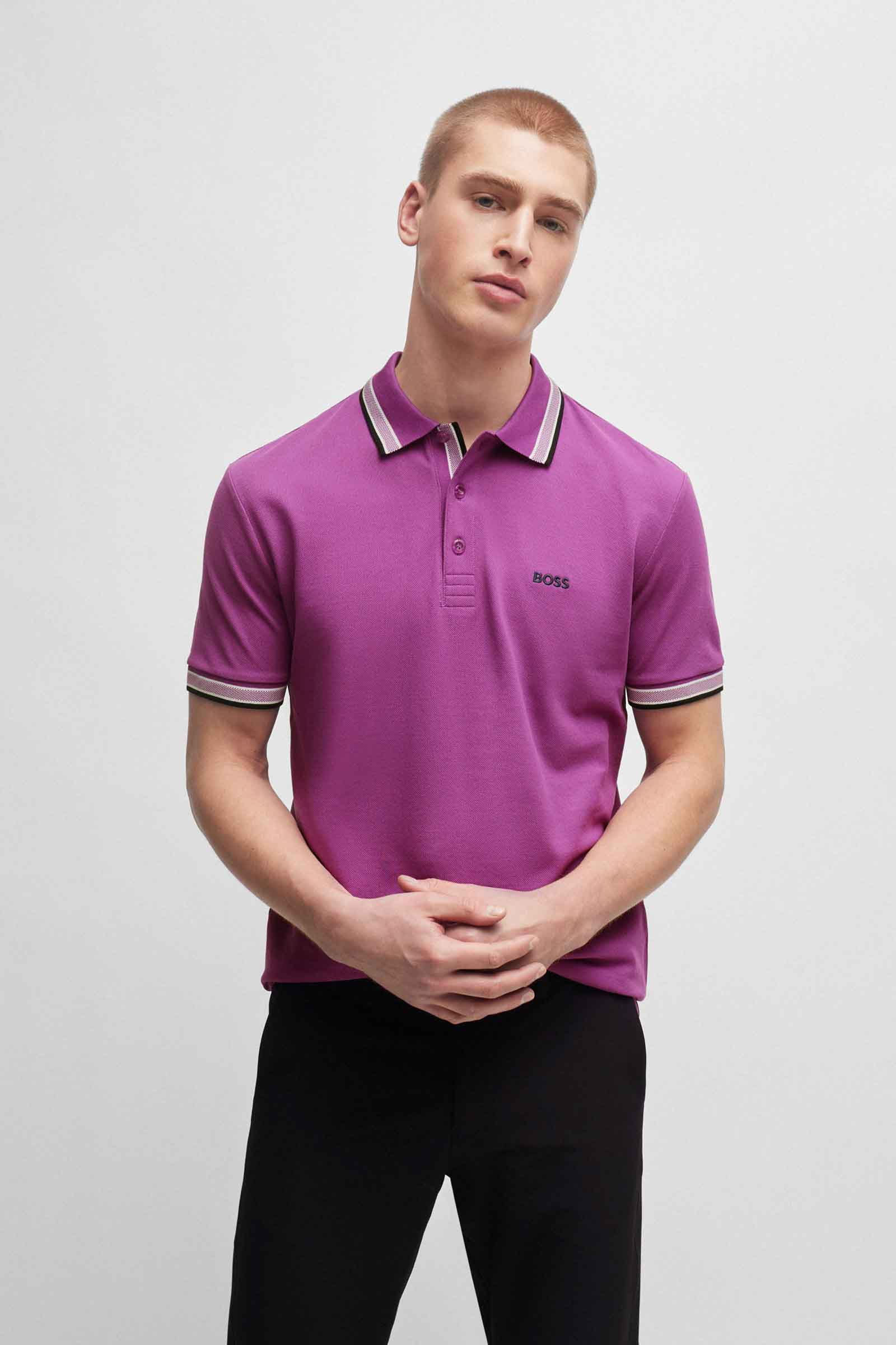 de la marca BOSS Morado