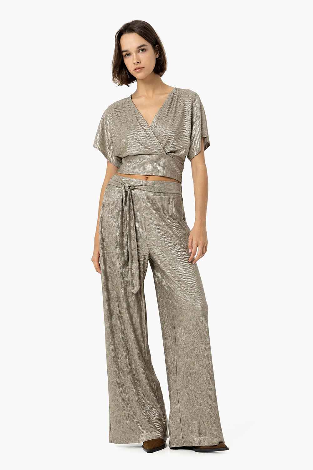 Pantalón de la marca Tiffosi Dorado