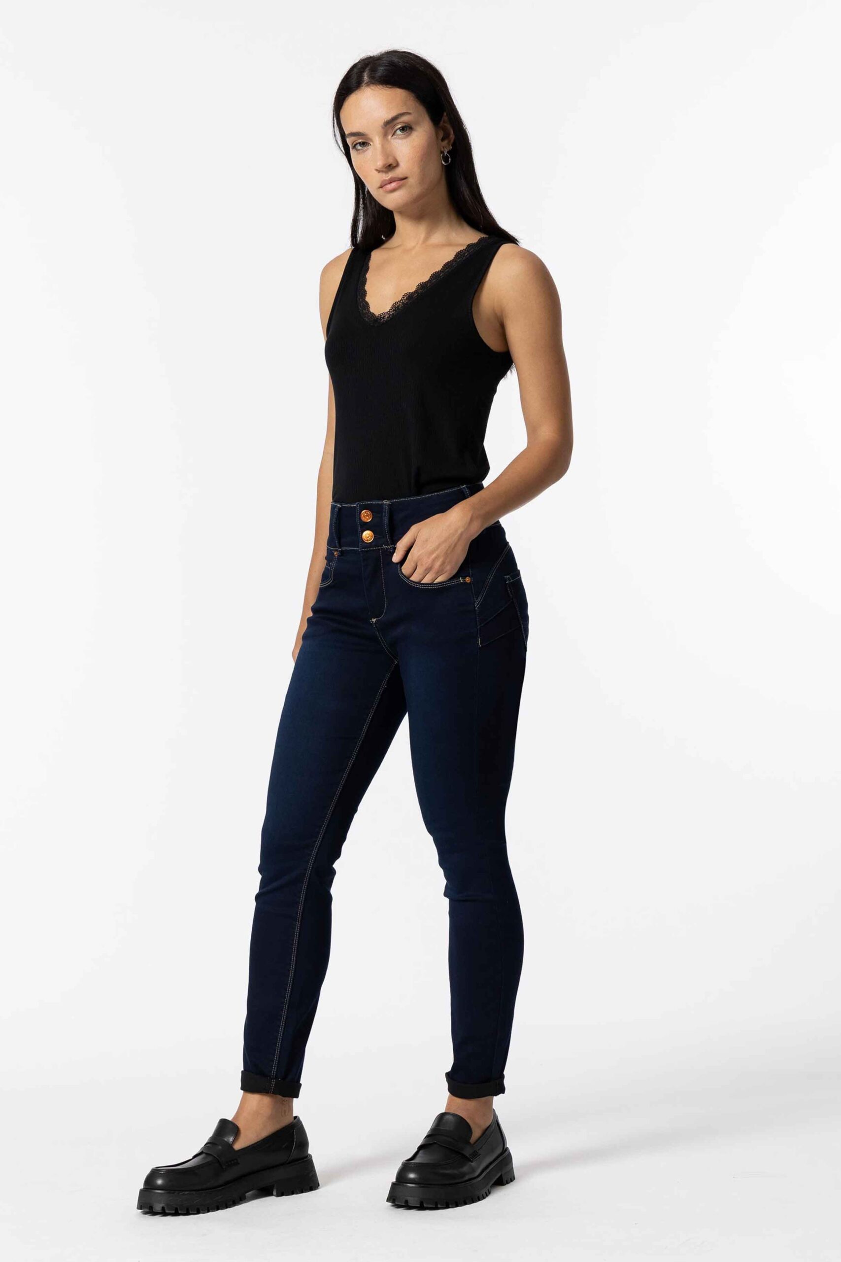 Pantalón de la marca Tiffosi Jeans