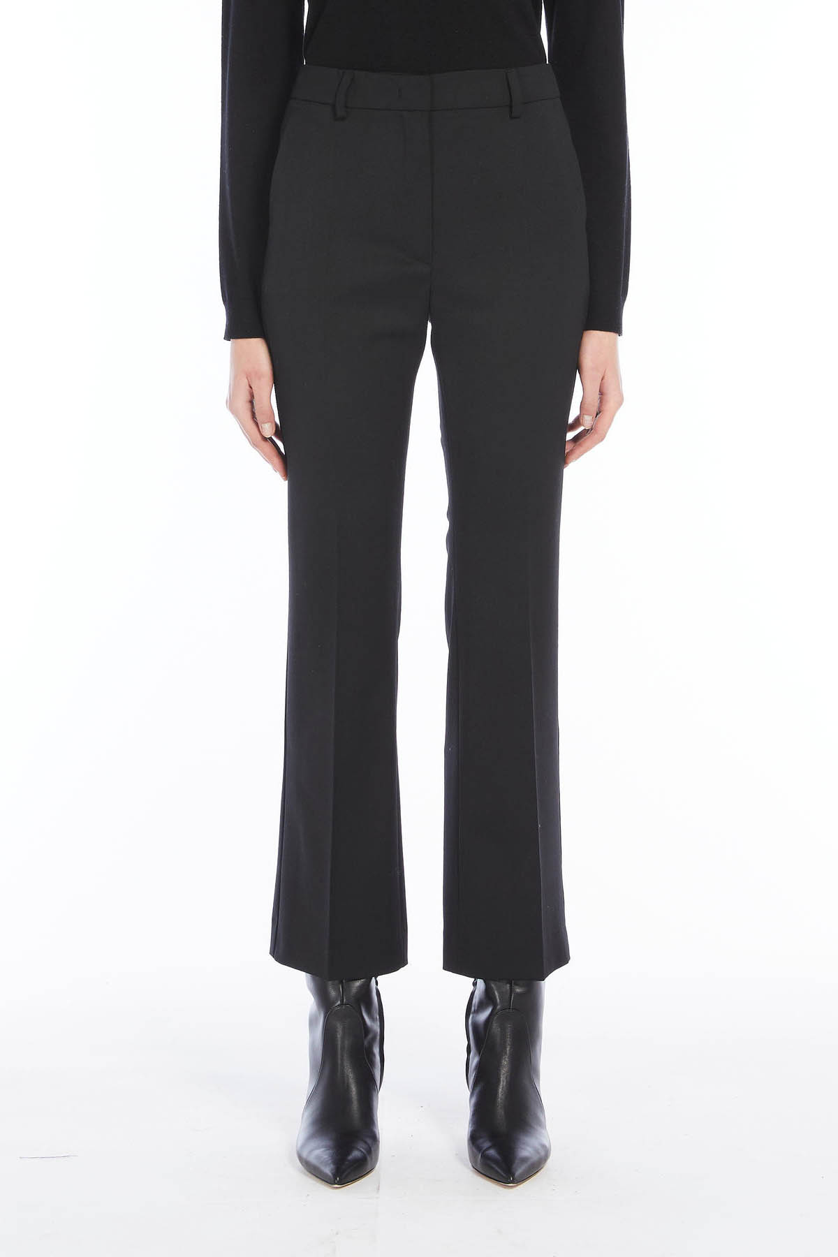 2425136032600ne Pantalón de la marca Max Mara Negro