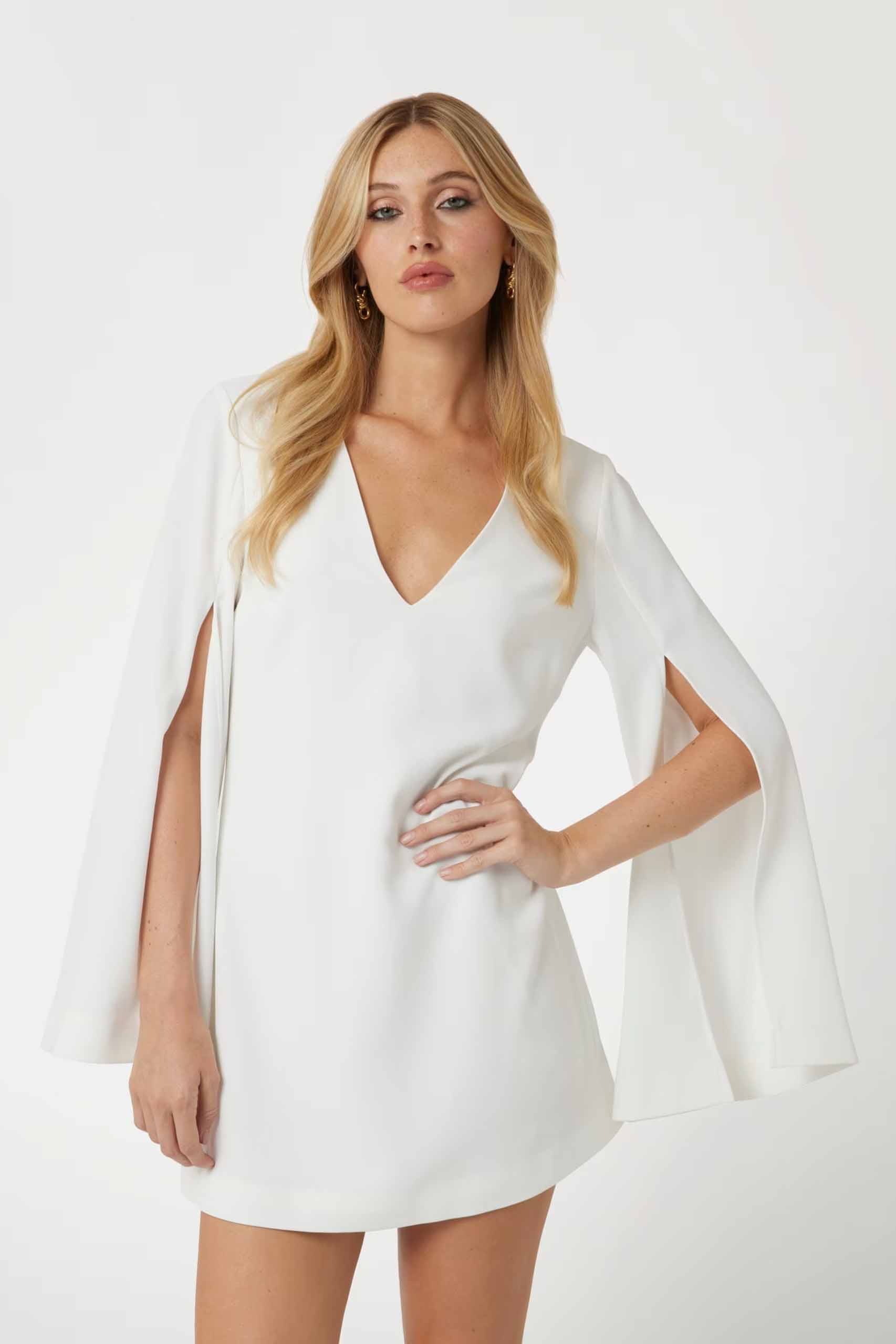 Vestido de la marca Marciano Blanco