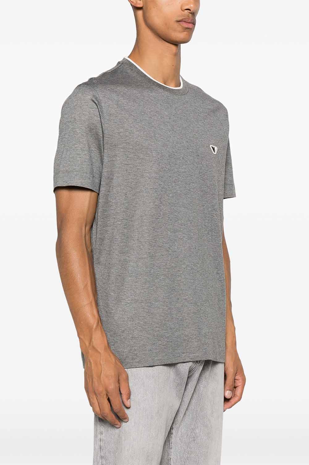 de la marca Emporio Armani Gris