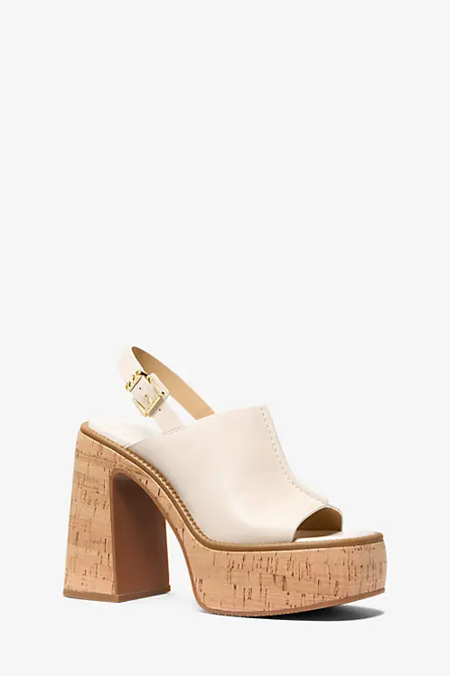 Sandalias de la marca Michael Kors Calzado Crema