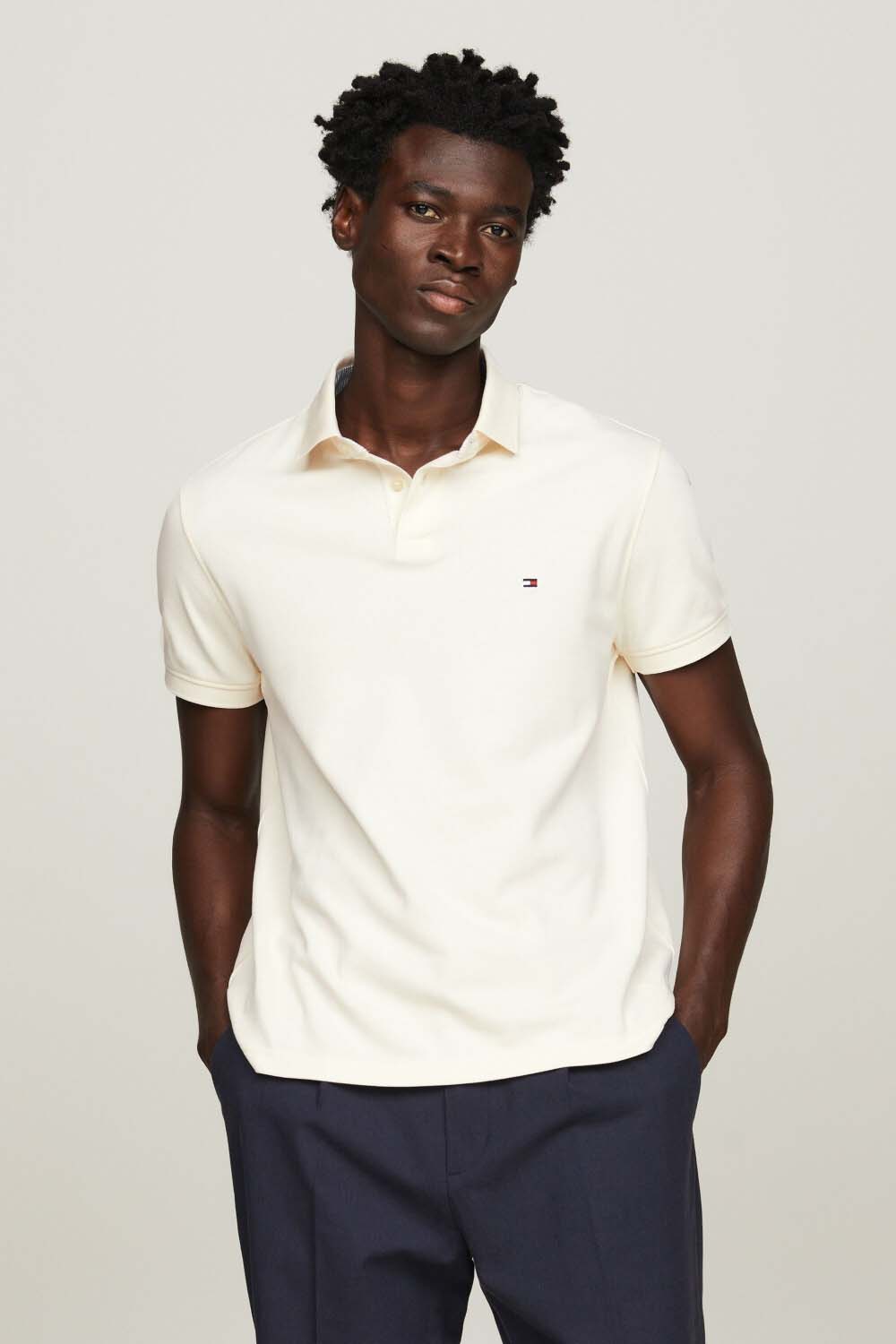 Polo de la marca Tommy Hilfiger Beige