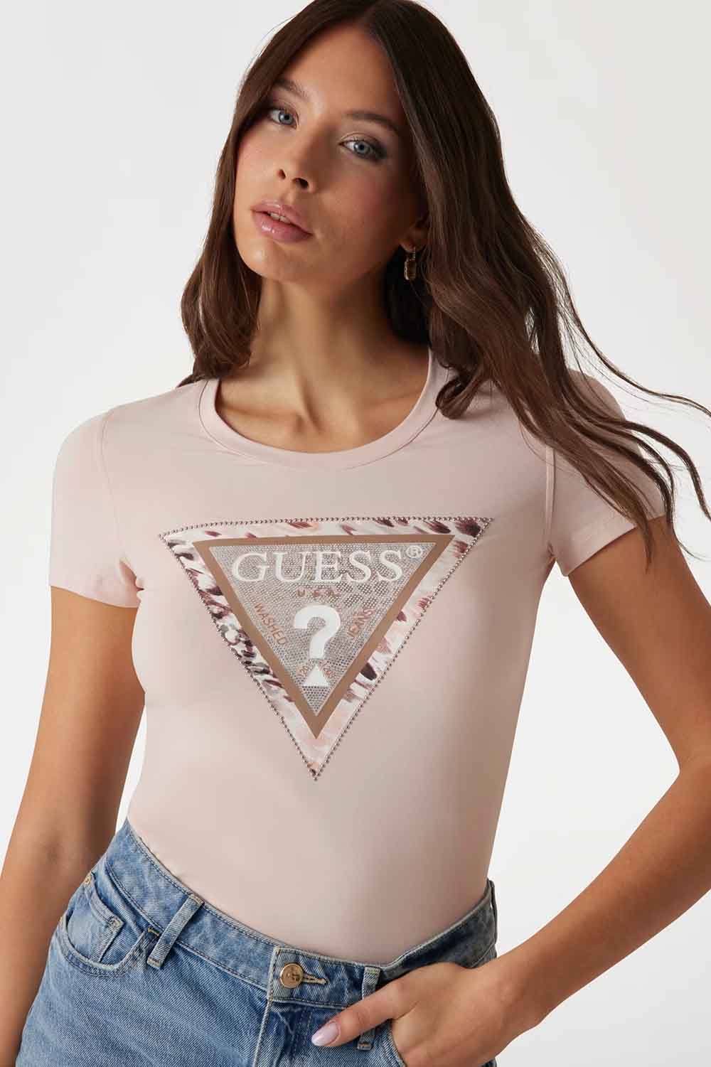 de la marca Guess Jeans Rosa