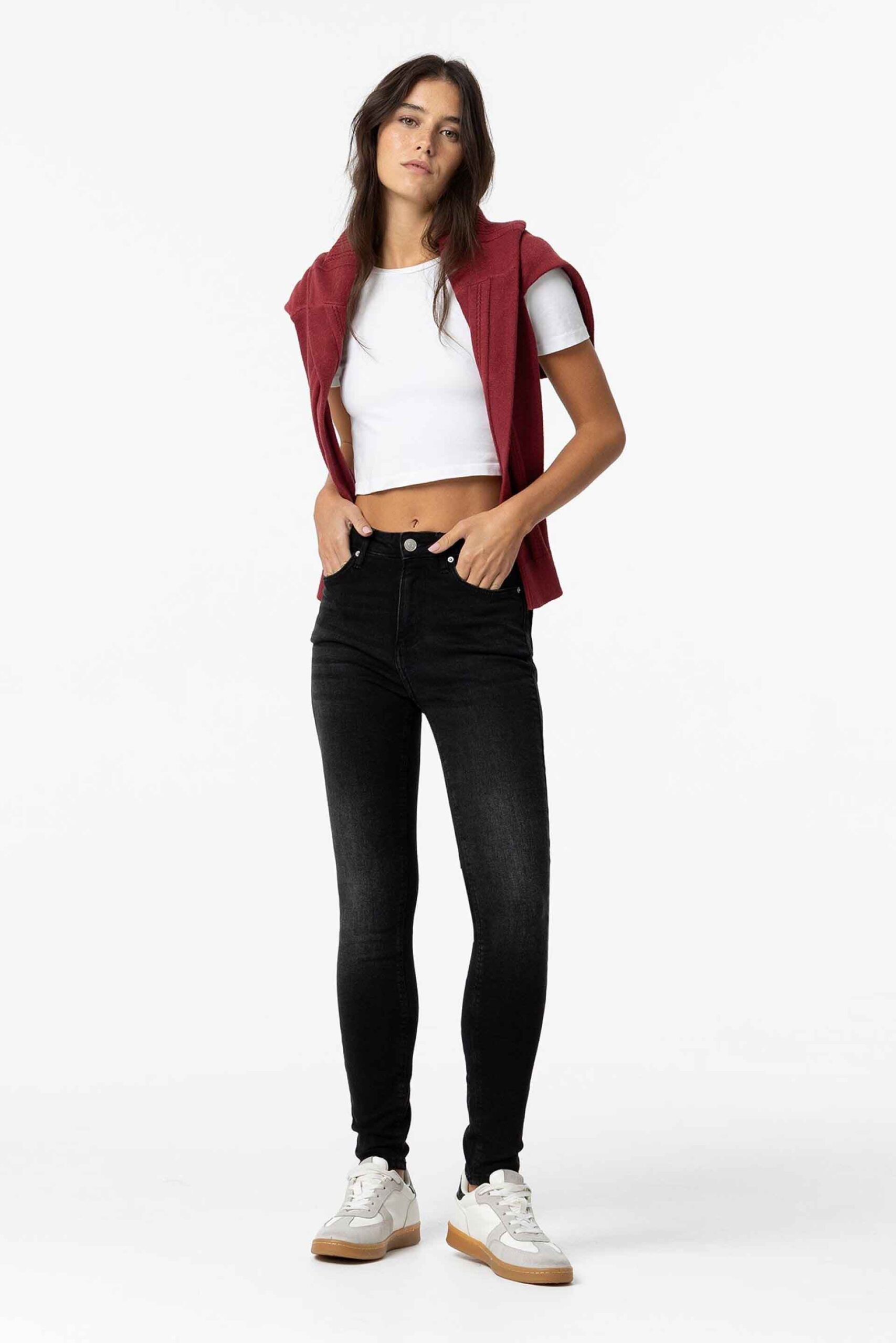 Pantalón de la marca Tiffosi Negro