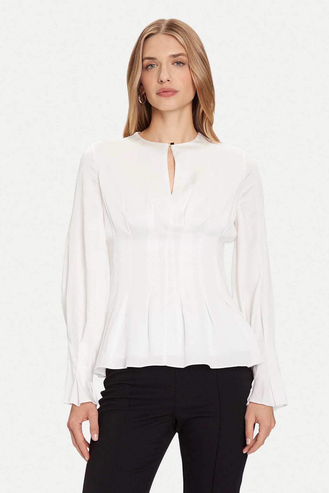 Camisa de la marca Marciano Blanco