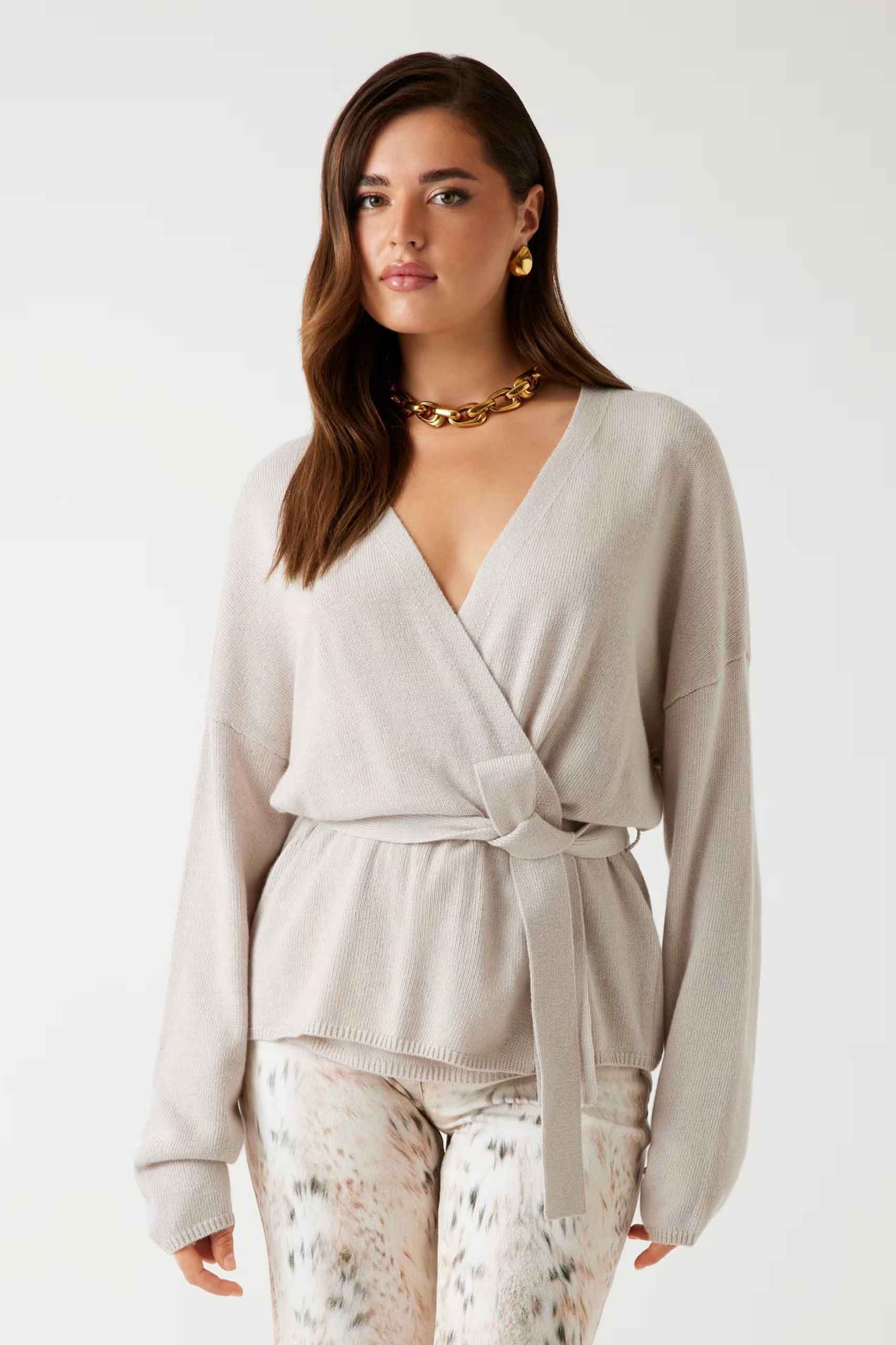 Kimono de la marca Marciano Blanco