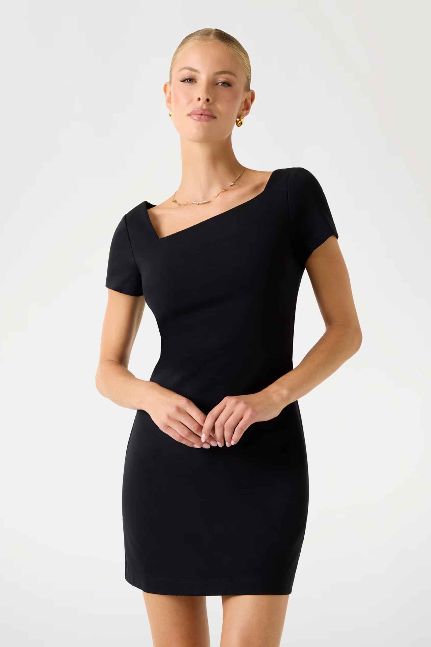 Vestido de la marca Guess Jeans Negro