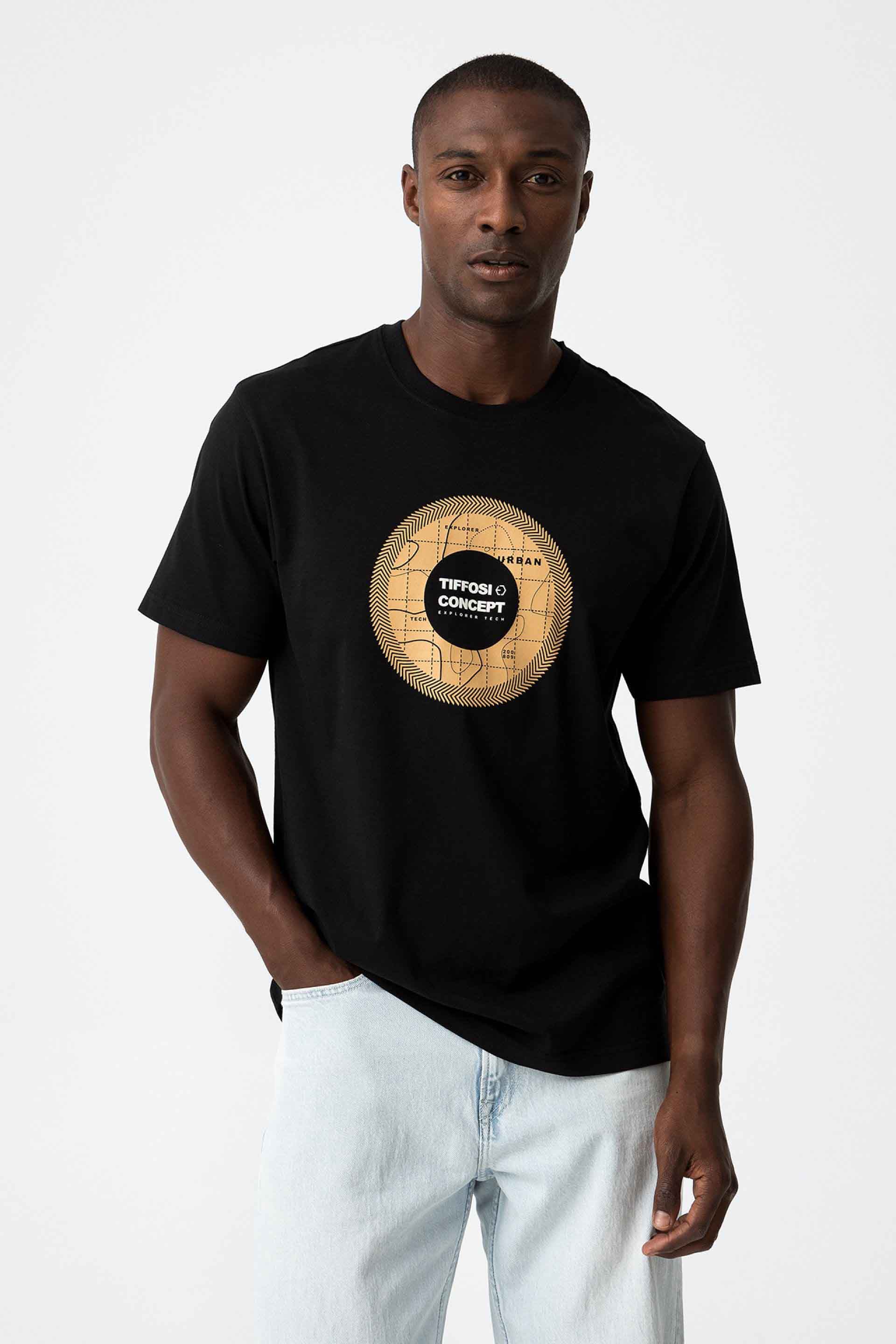 Camiseta de la marca Tiffosi Negro