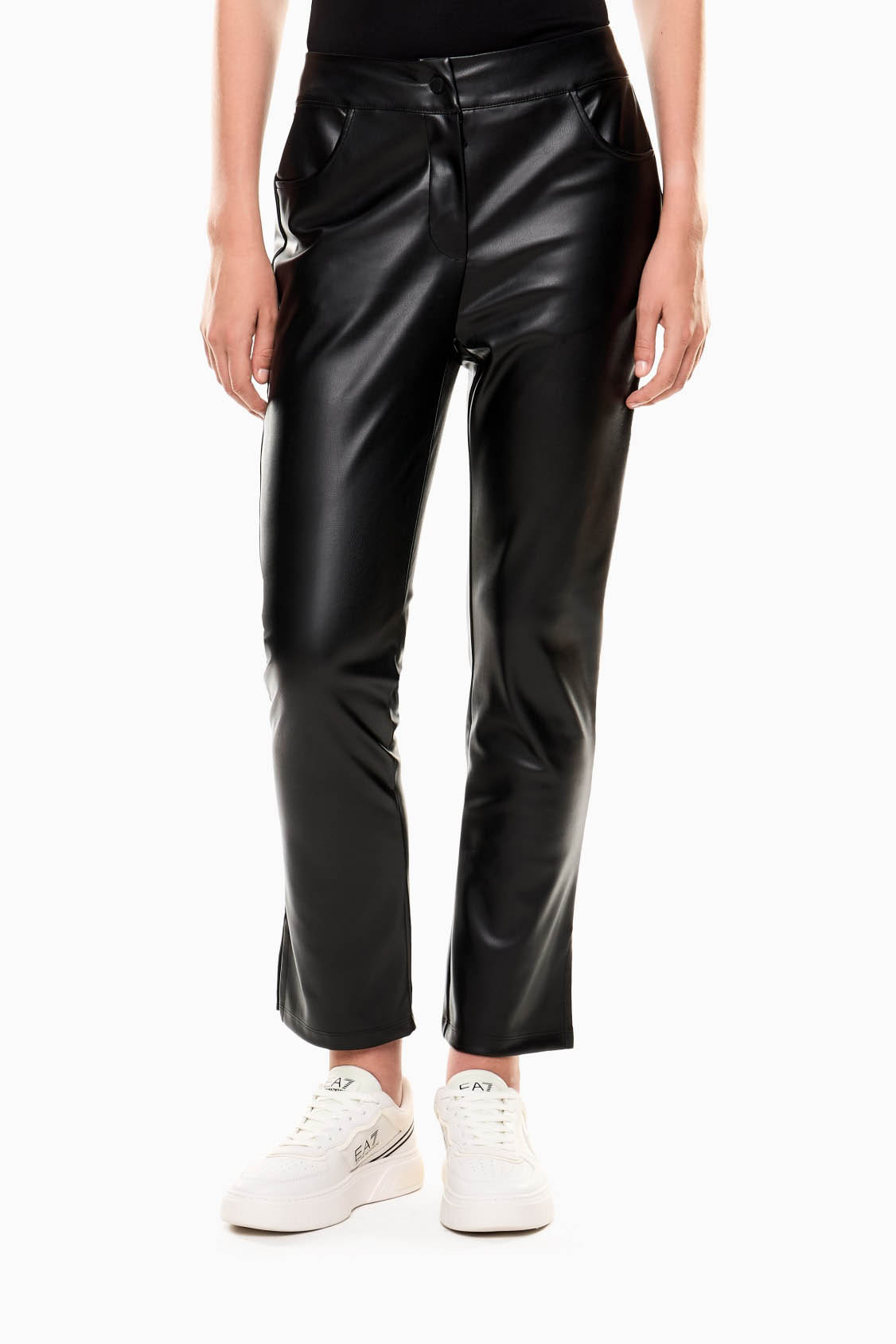 Pantalón de la marca EA7 Negro