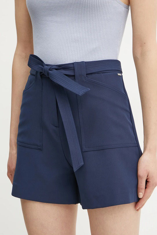 Short de la marca Guess Jeans Azul