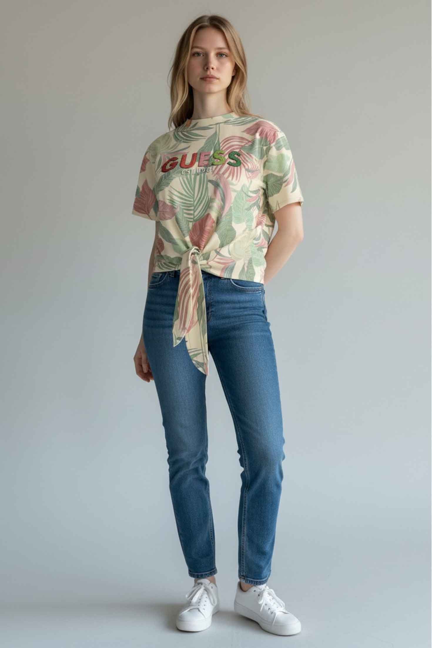 Camiseta de la marca Guess Jeans Estampado