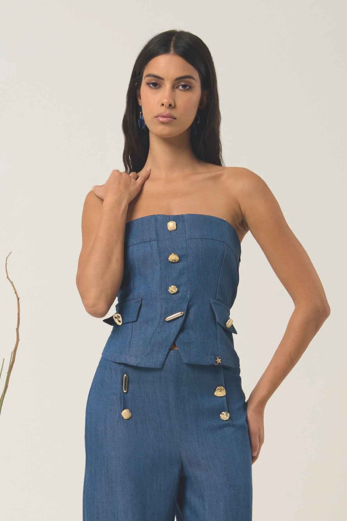 Top de la marca QGuapa Milano Jeans