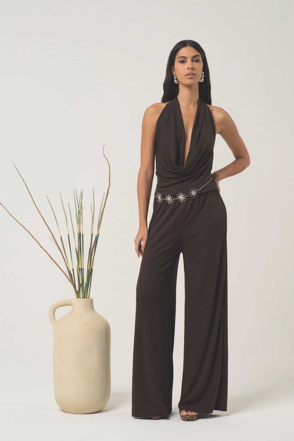 Top de la marca QGuapa Milano Marrón