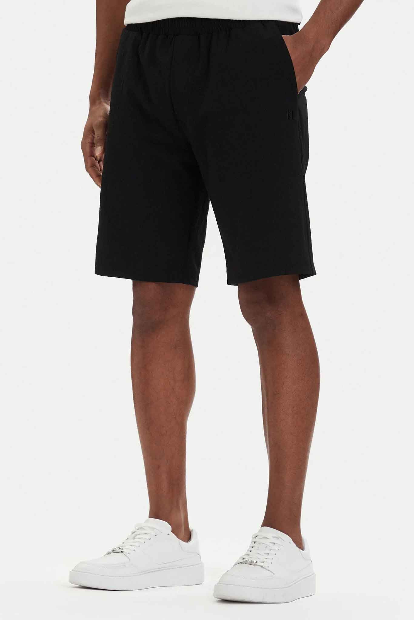 Short de la marca Karl Lagerfeld Negro