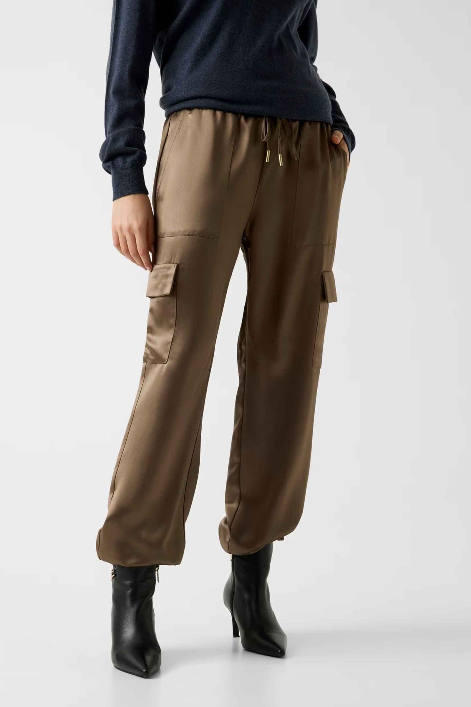 Pantalón de la marca Guess Jeans Marrón