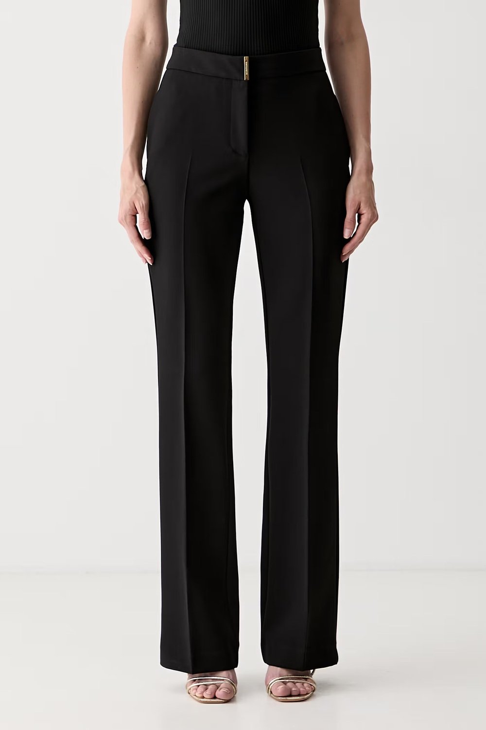 Pantalón de la marca Marciano Negro