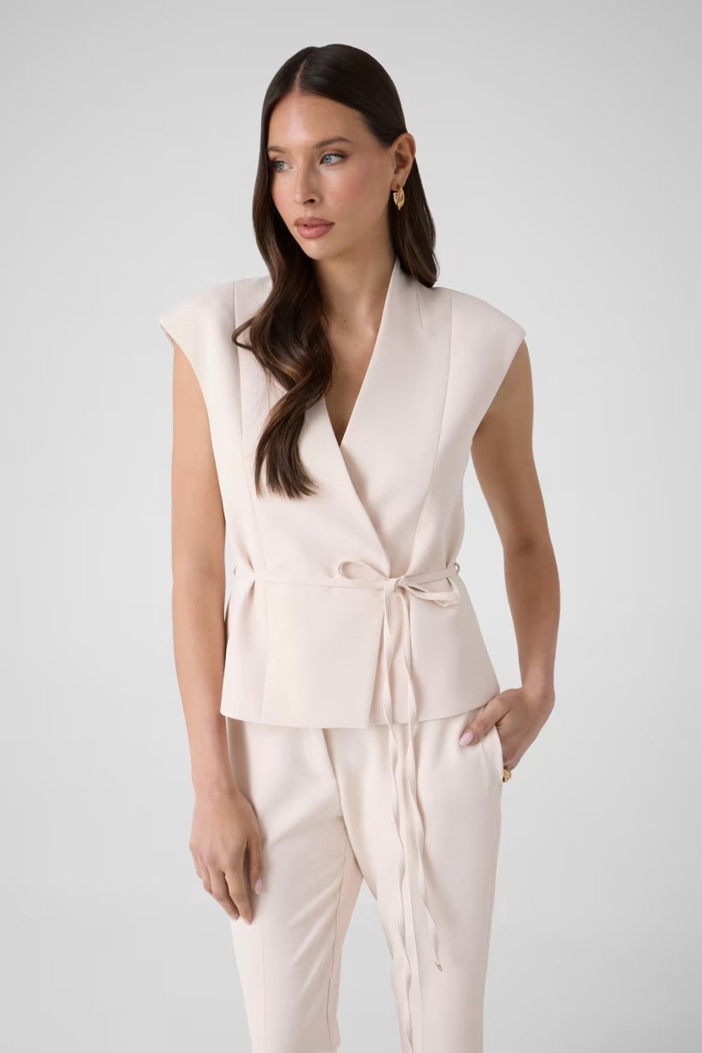 Chaleco de la marca Marciano Beige