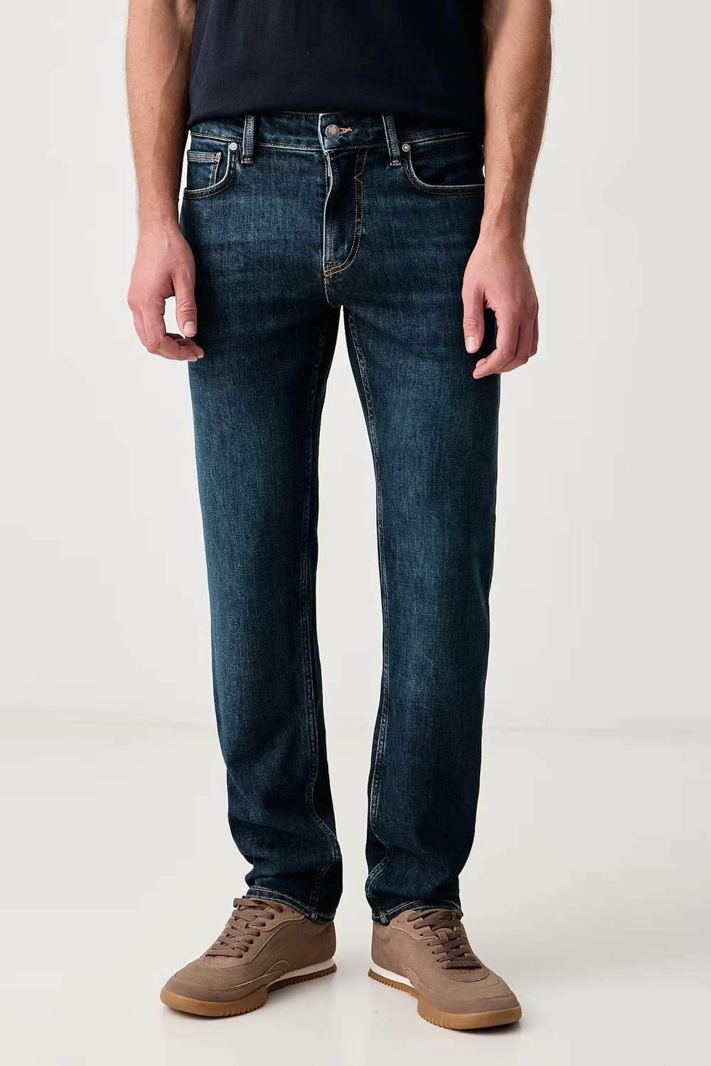 Pantalón de la marca Guess Jeans Marino